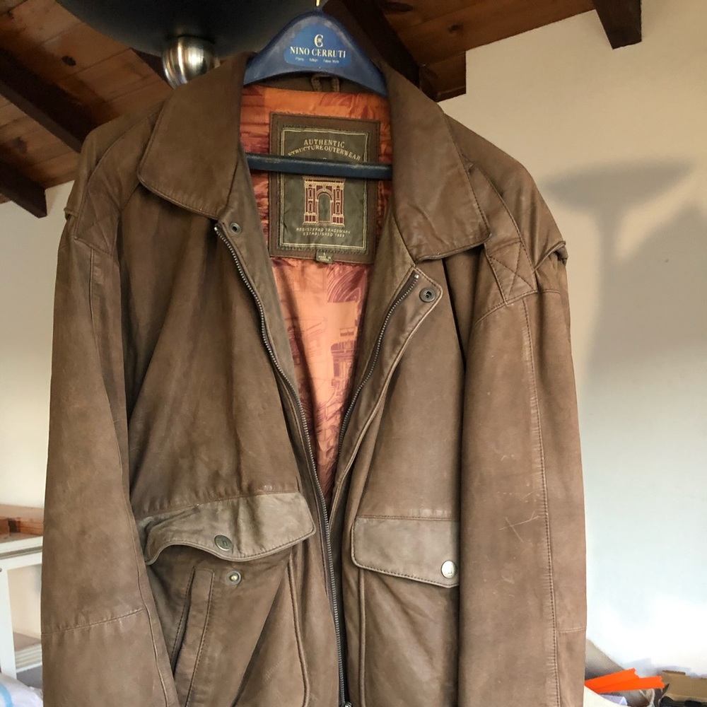 Leather jacket - Picture 2 of 6